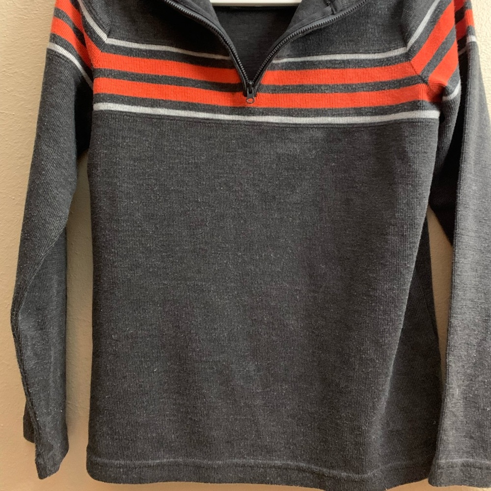 Grey sweatshirt for boy with orange and white strips
